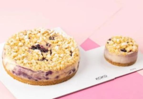 Blueberry Crumble Cheesecake