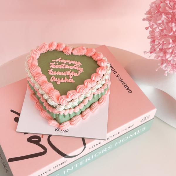 Vintage heart with Pink Pipping
