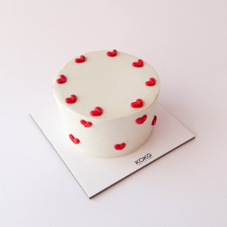 Bento White Base With Red Hearts