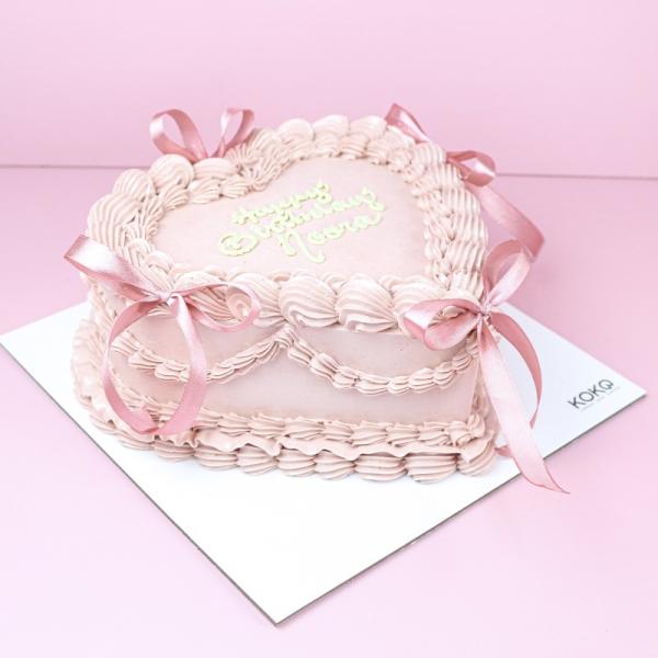 Bento Bow Heart Vintage Cake