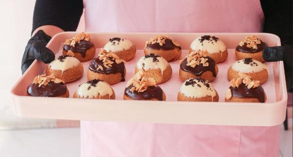 Profiteroles box 15
